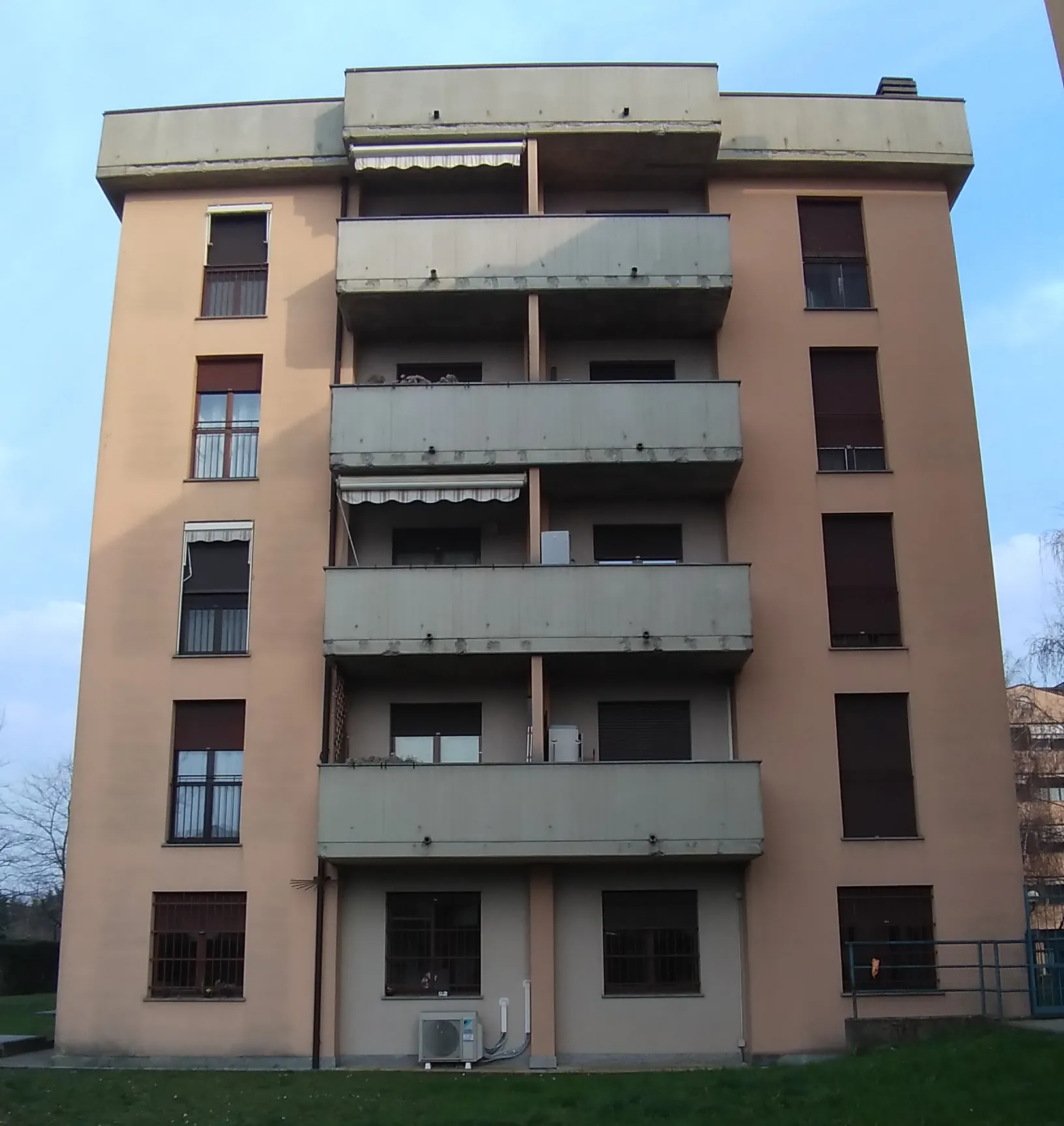 Condominio Via Donizetti 326, Cesate (MI)